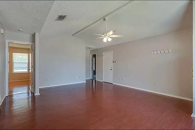 246 Stallion Dr — Photo 9