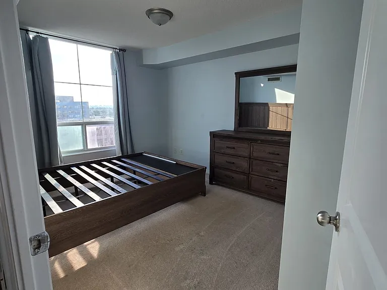 8 Rosebank Dr #9F — Photo 10
