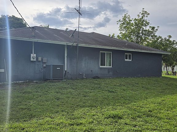 4th image of 17999 N 46th Court N