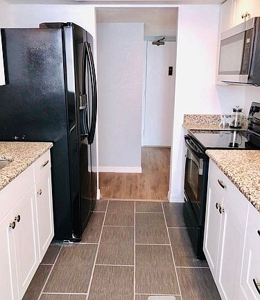 5th image of 4700 Ocean Beach Blvd APT 223
