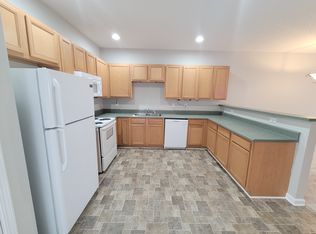 10 Chastain Cir, Newnan, GA 30263