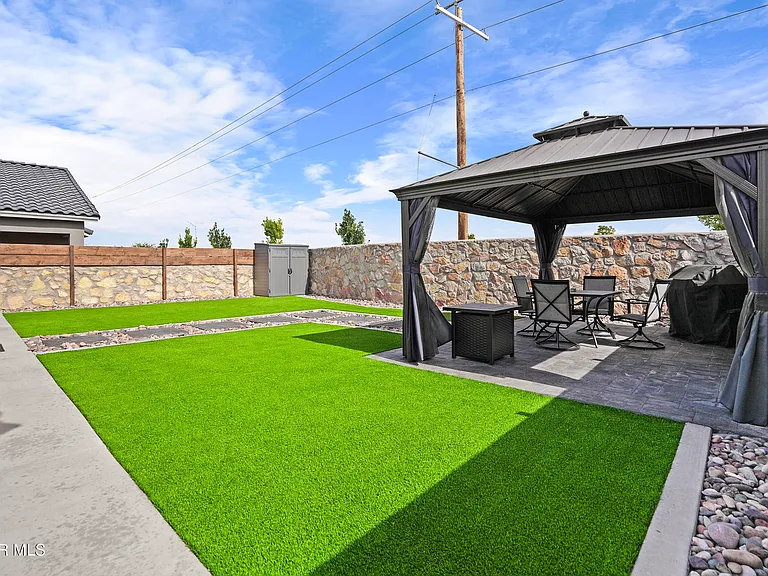 13920 Loreina Luz Ave — Photo 13