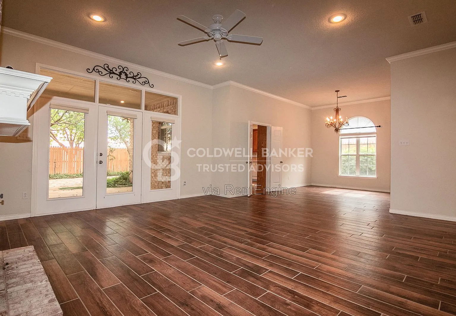 4 bed, 3.0 bath, 2761 sqft, $2,475 — Photo 2