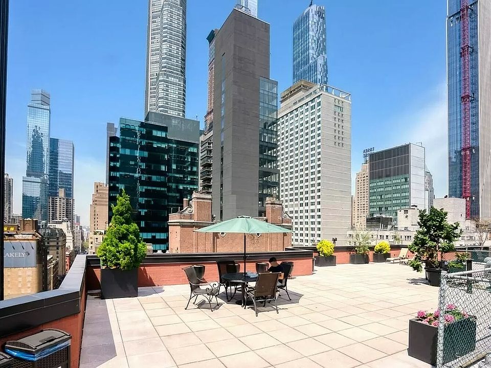 1st image of 77 W 55th St APT 9C