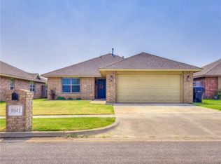 8041 Waters Edge Way, Oklahoma City, OK 73135