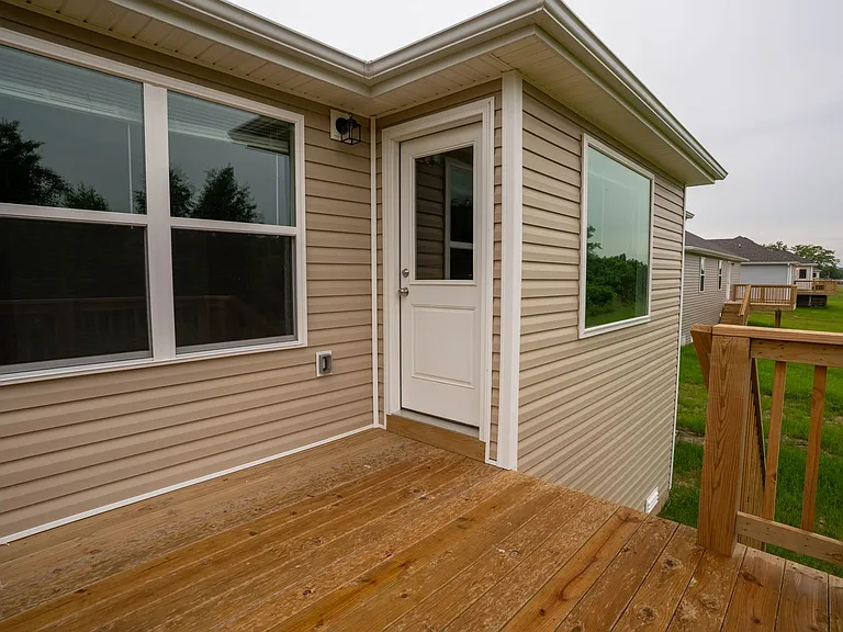 2120 Durango Dr — Photo 25