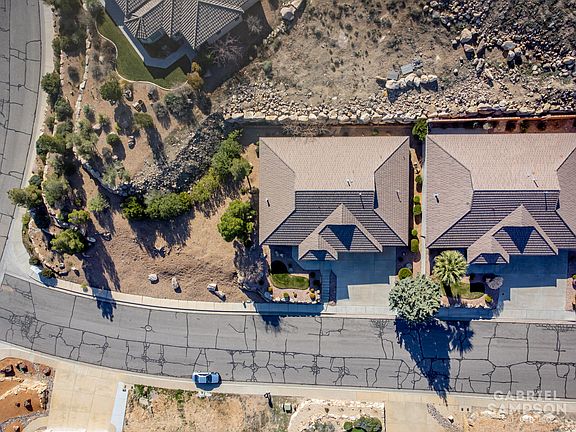 5th image of 589 W Rolling Hills Dr