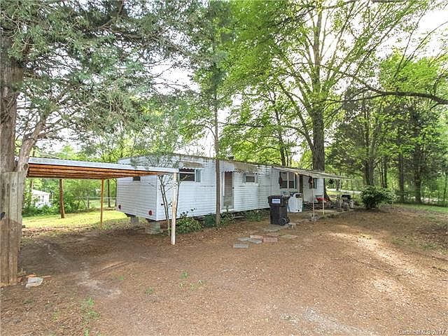 2nd image of 137A Dogwood Trail Ln