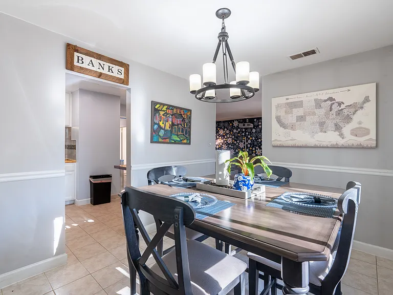 1546 Northgate Sq #21C — Photo 4