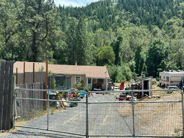 875 Schieffelin Gulch Rd, Gold Hill, OR 97525
