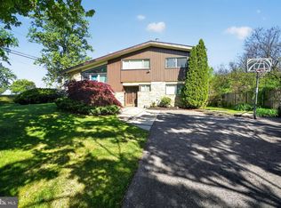 64 Red Rowan Ln, Plymouth Meeting, PA 19462
