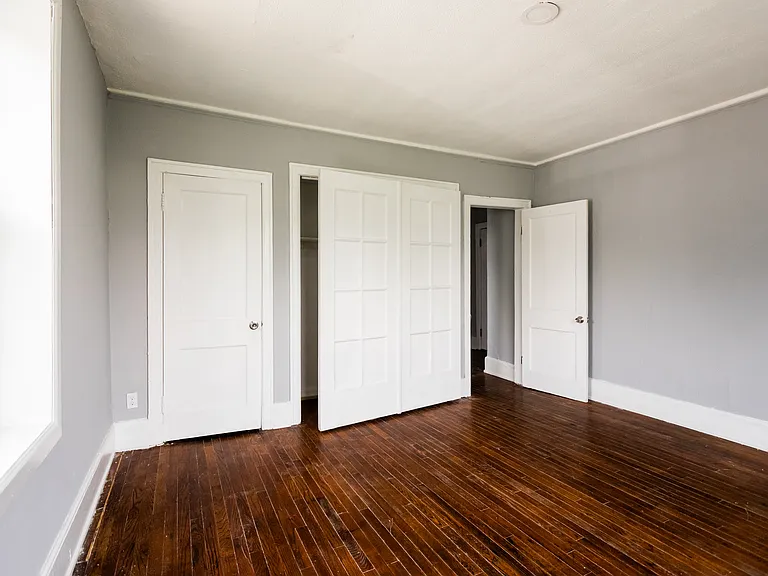2505 Hurlbut St #25 — Photo 6