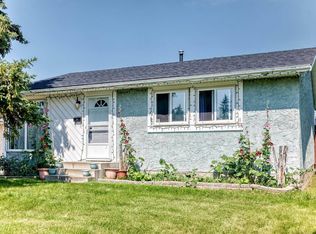 9824 171st Ave NW, Edmonton, AB T5X 3G4