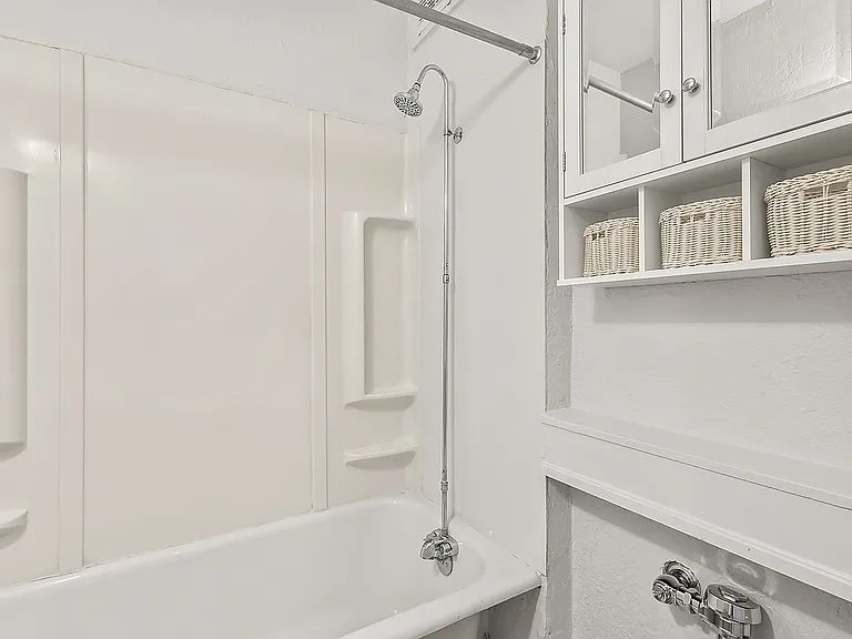 1236 N Marion St — Photo 17