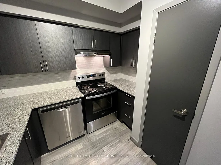 275 Larch St #A-306 — Photo 9