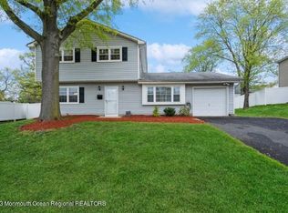 11 Mayo Pl, Hazlet, NJ 07730