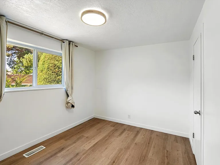 263 W Garden Park Dr — Photo 10
