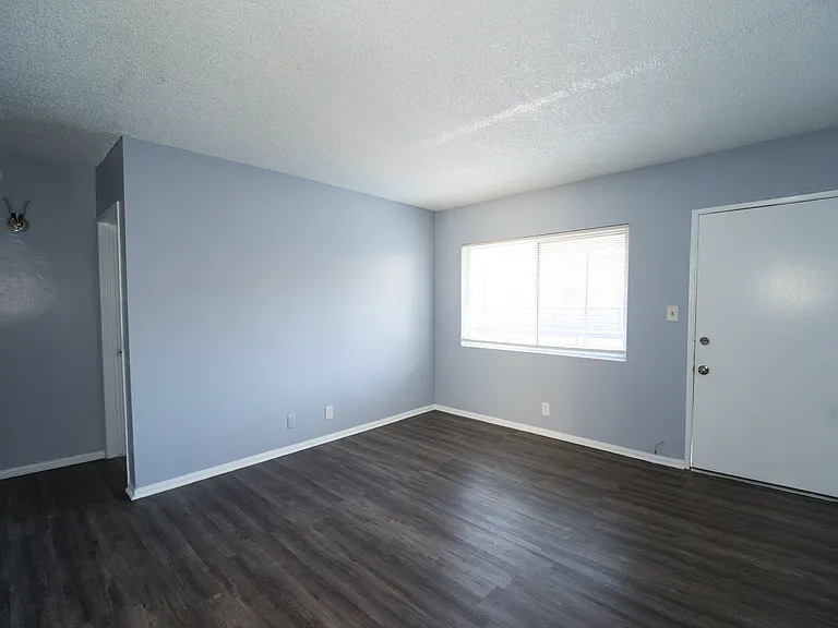 5311 Maywood Ave #A — Photo 8