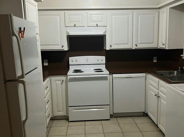 400 E 22nd St APT 5