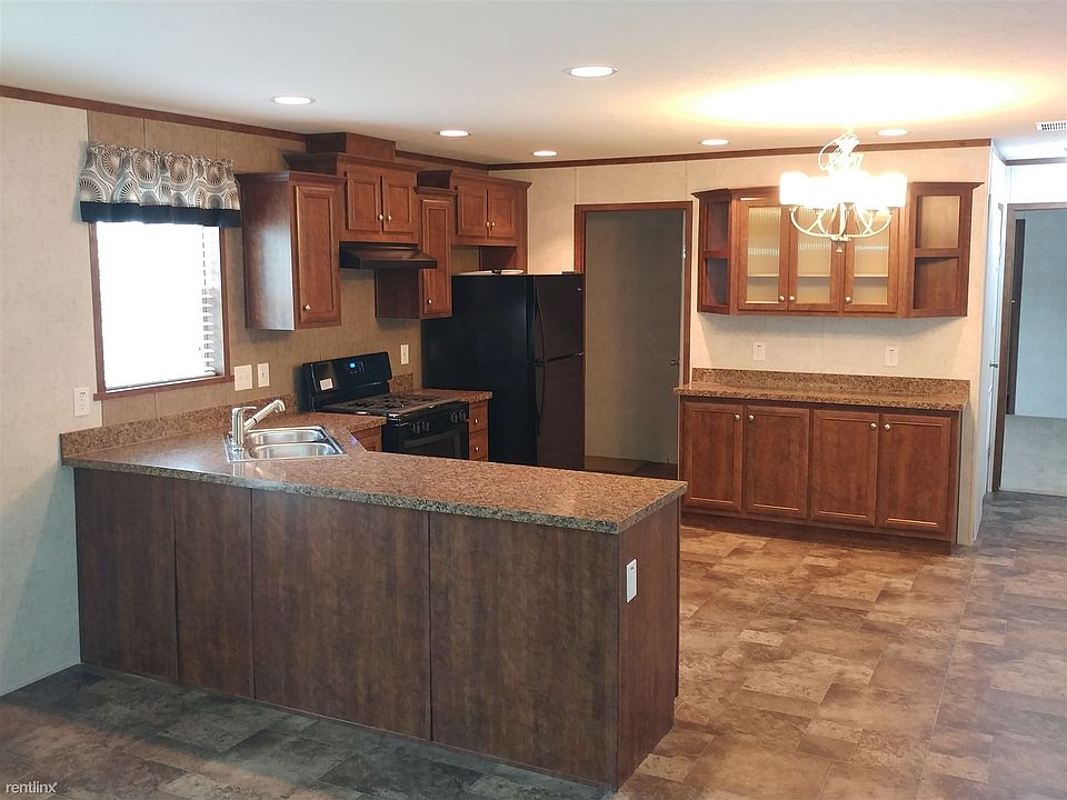 1st image of 12 Cherry Ln