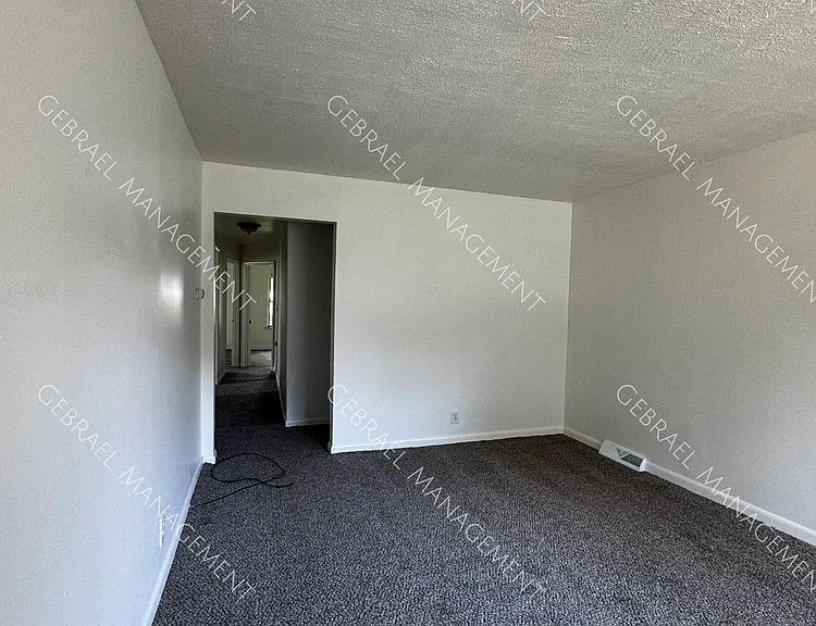 3501 Brunswick Ave — Photo 6