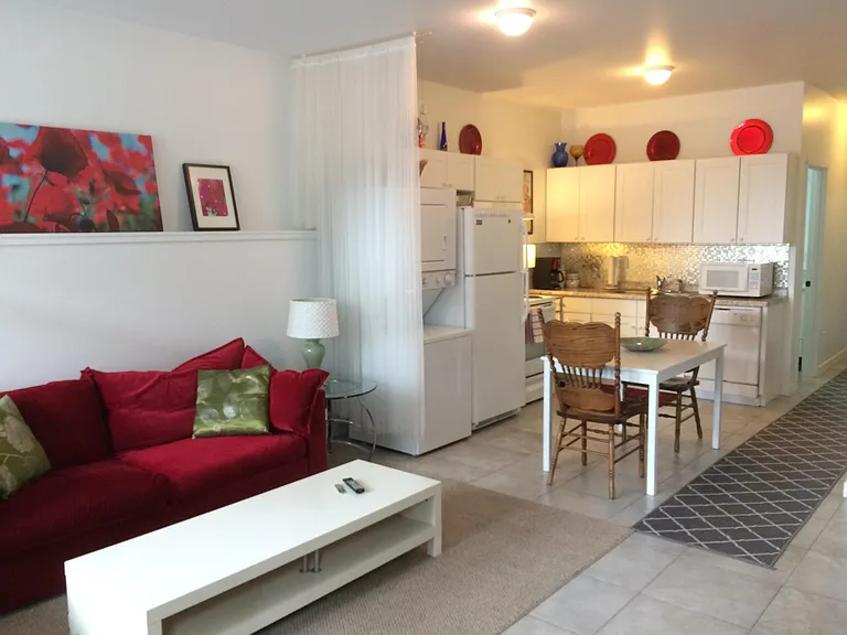 2726 Eldridge Ave #101 — Photo 2