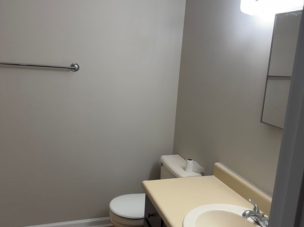 196 Sycamore Ln #196