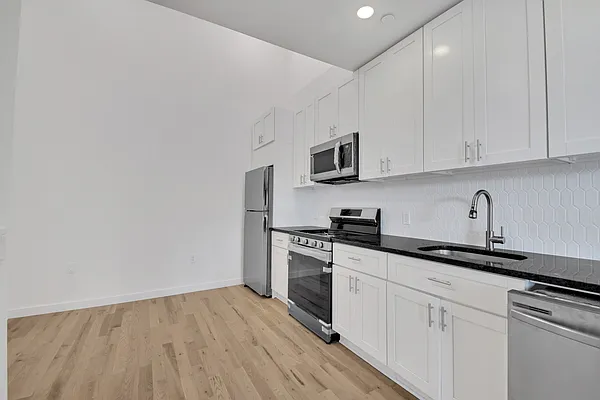 Rented by Compass | media 2