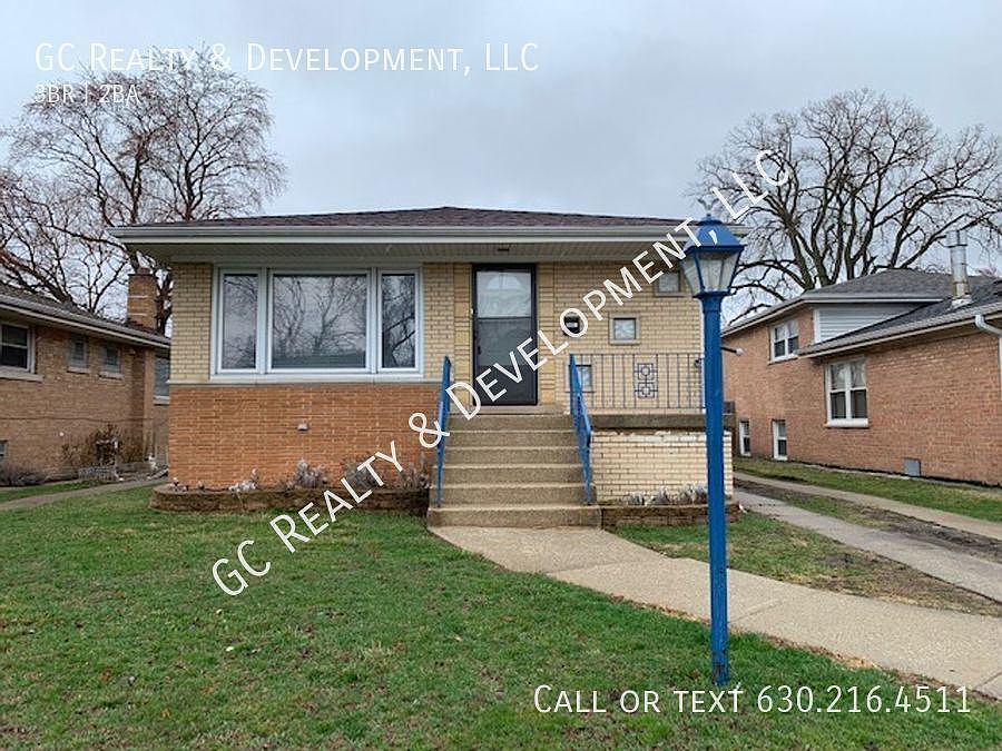 1st image of 8809 S Richmond Ave