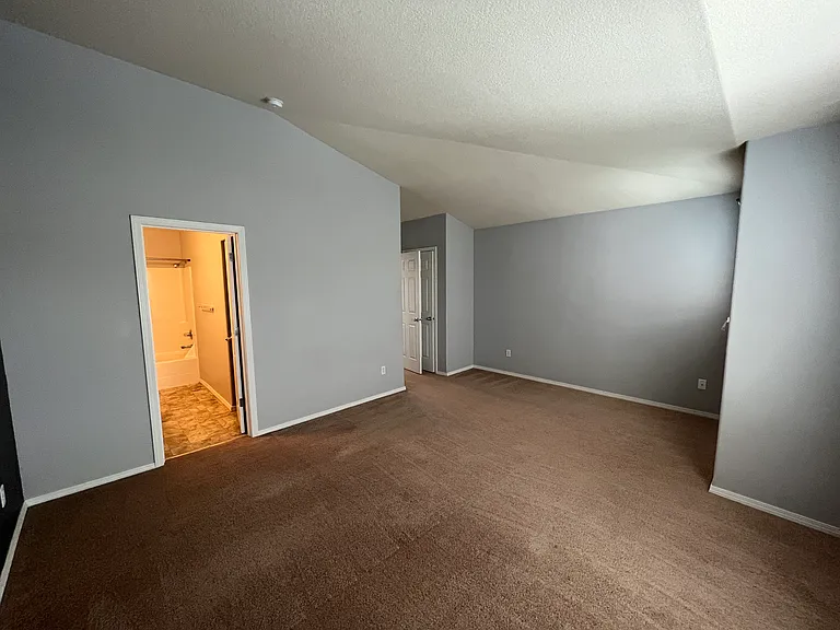 2753 SE 75th Ave — Photo 17