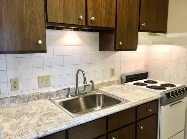 2275 N Cable Rd APT 93, Lima, OH 45807