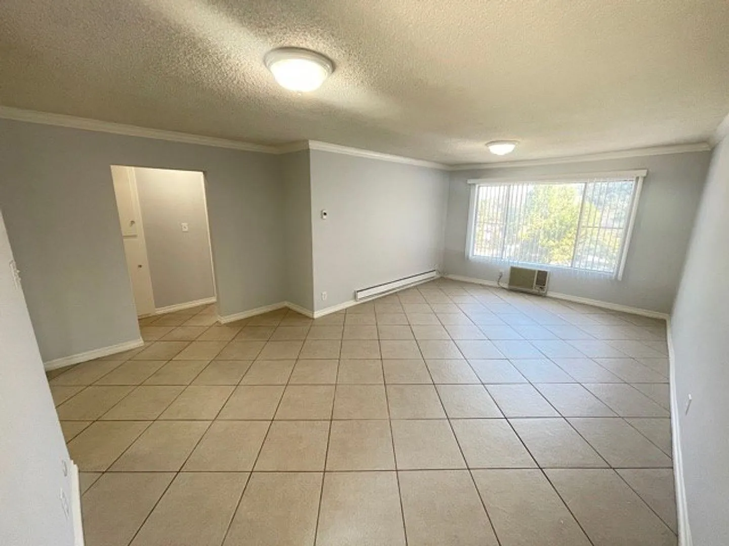 308 Avenue 66 — Photo 2