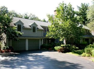 118 Deer Path Ln, Weston, MA 02493