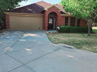 412 Redbud Ln, Tolar, TX 76476