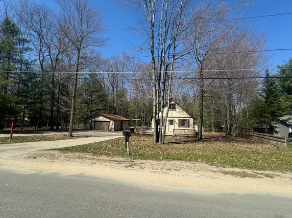 6541 Clearbrook Dr, Saint Helen, MI 48656