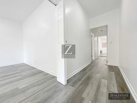 Rented by ZealEstate Group Inc | media 22