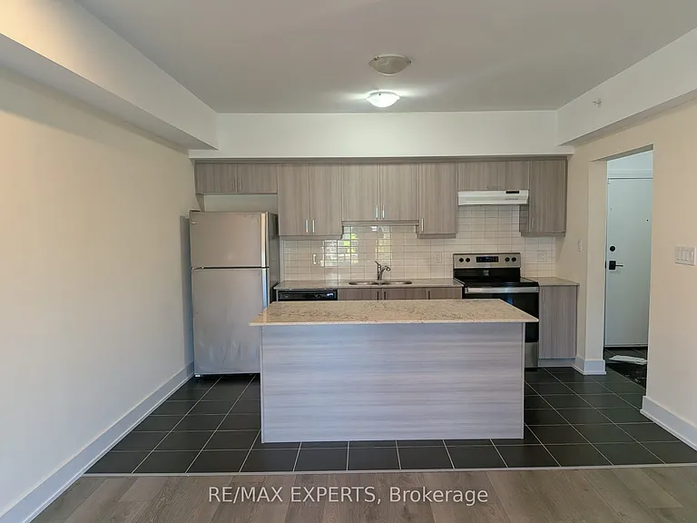 5 Chef Ln #205 — Photo 2