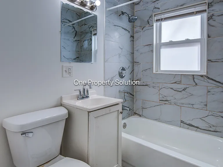 2453 Prospect St — Photo 10