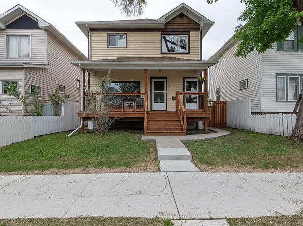 9623 110a Ave NW, Edmonton, AB T5H 1J8