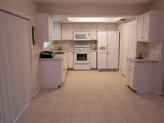 4th image of 1499 Cambridge Ln