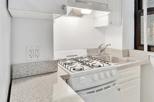 Rented by Oxford Property Group | media 23