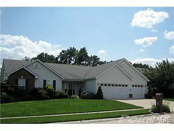 1114 Hampton Meadows Dr photo 1