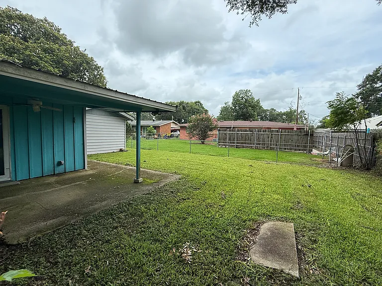 114 Brockton Dr — Photo 15