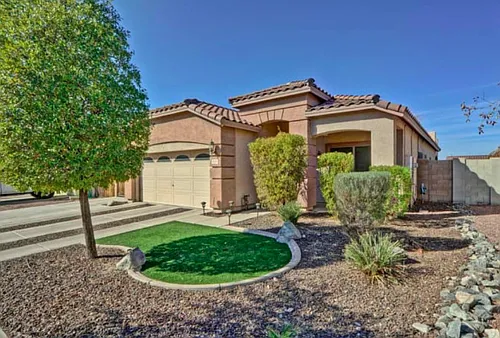 220 E Beth Dr Photo 1