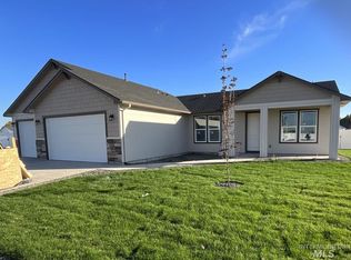 516 Brown Bear Way, Fruitland, ID 83619
