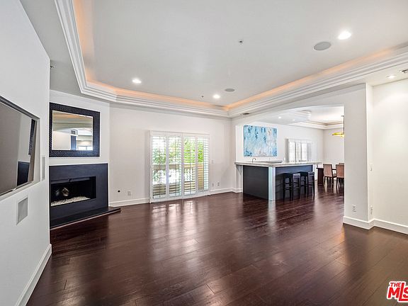 3rd image of 14249 Dickens St APT 107