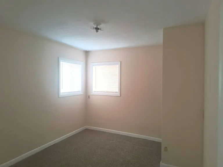 1404 Martin Ln #C — Photo 9