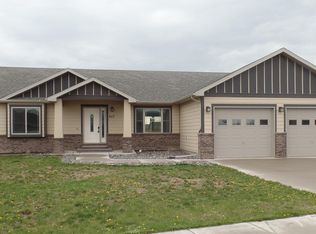 617 Arcadia Ave, Gillette, WY 82716