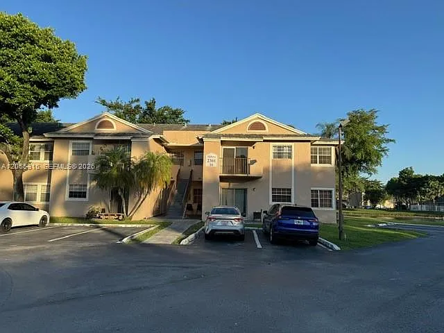 2301 NW 96th Ter #16H
