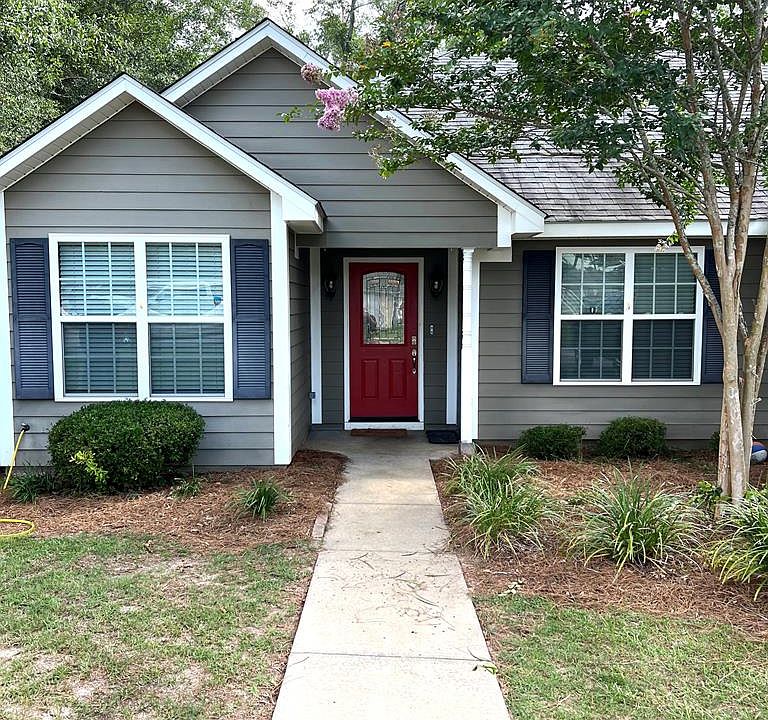 1st image of 190 Edinborough Dr